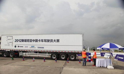 高薪難覓垃圾車(chē)司機(jī) 物流行業(yè)結(jié)構(gòu)性用工困境的縮影